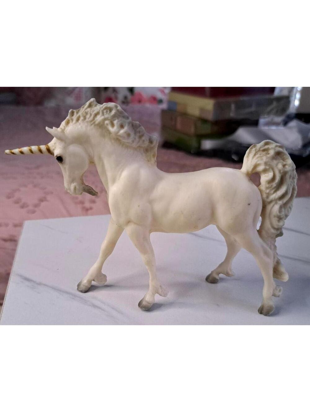 Vintage Breyer Paddock Pals Retired #9020 Matte Alabaster Unicorn 1984-1994